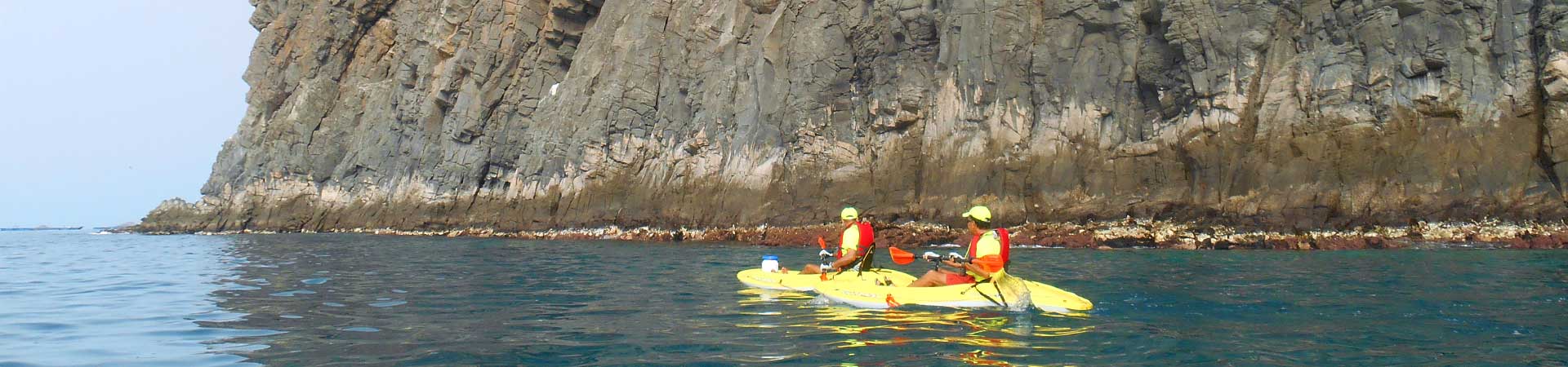 https://www.goodmorningtenerife.com/wp-content/uploads/2015/02/02_tenerife-snorkelling-kayaking_slide-1920x450.jpg